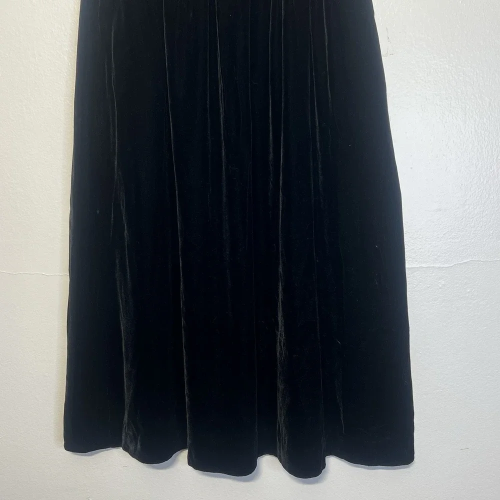 Vtg UNION Evan Picone‎ Black Velvet Silk Blend Skirt 6 whimsygoth Witchy Vampire